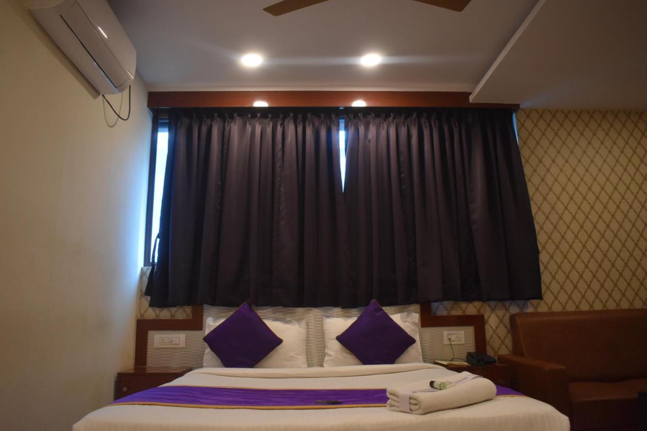 Hotel Ur Comforts Jayanagar Bangalore Ngoại thất bức ảnh